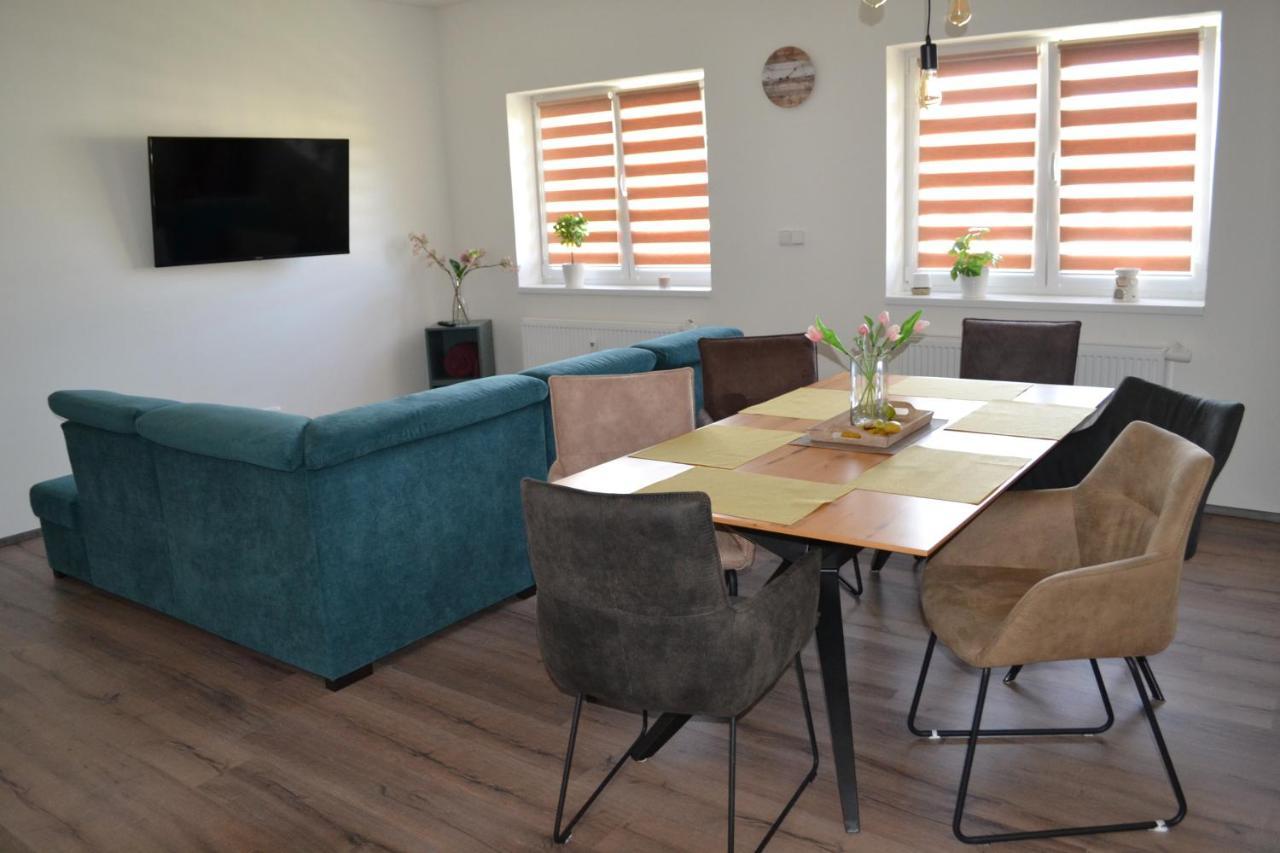 Apartament Kvitko Frymburk Zewnętrze zdjęcie