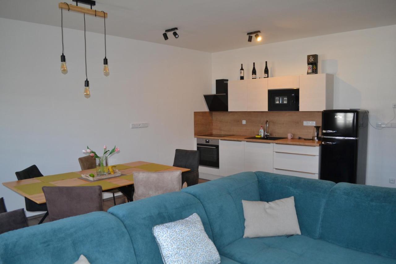 Apartament Kvitko Frymburk Zewnętrze zdjęcie